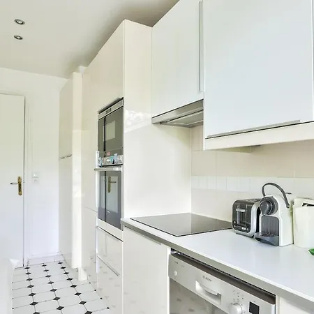 Apartament Lovely Parisian 1br Flat 10min From Eiffel Tower Paryż